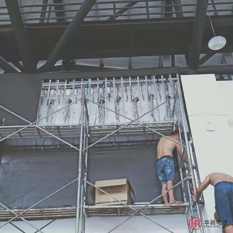 液晶拼接屏安装